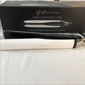 GHD Platinum + Plus Professional Performance 1” Styler